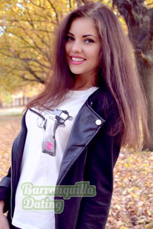 157587 - Yevhenia Age: 32 - Ukraine