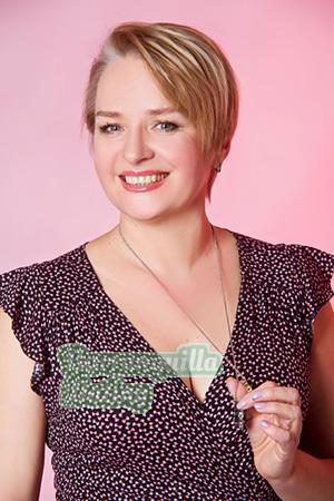 168598 - Irina Age: 63 - Ukraine