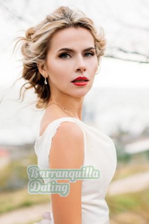 172143 - Irina Age: 36 - Ukraine