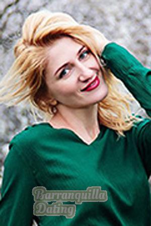 181498 - Elena Age: 44 - Ukraine