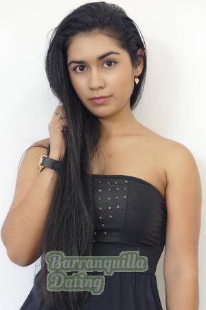 182957 - Yannine Age: 28 - Colombia