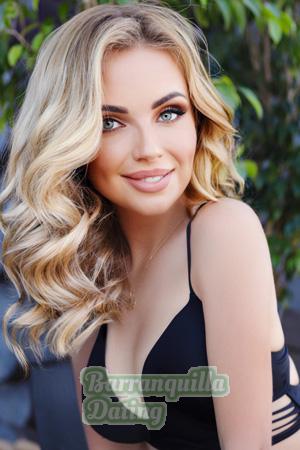 196497 - Kseniya Age: 32 - Ukraine