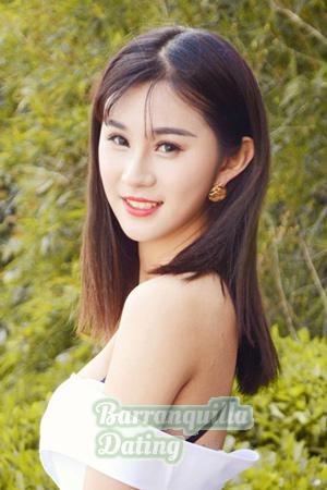 199591 - Lulu Age: 25 - China