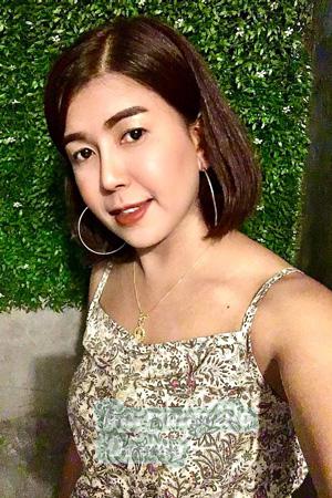 199773 - Natchaya Age: 42 - Thailand