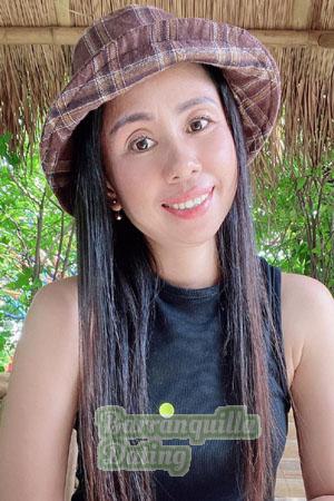 200853 - Praphatsorn Age: 44 - Thailand