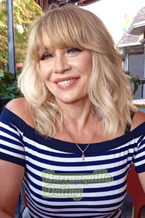 201110 - Elena Age: 60 - Ukraine