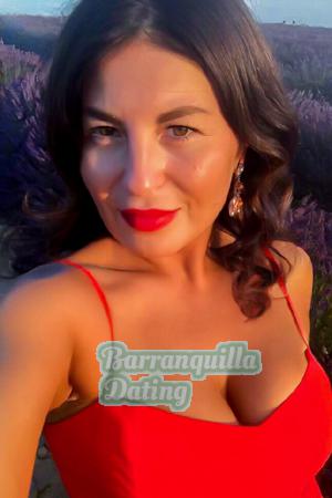 203090 - Nelli Age: 37 - France