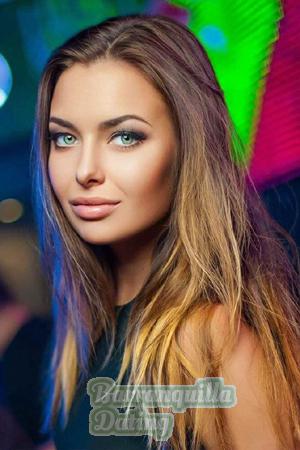 203287 - Victoria Age: 28 - Ukraine