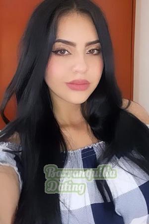 204339 - Laura Age: 26 - Colombia