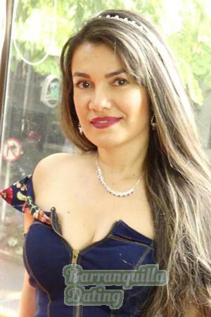 205233 - Erika Age: 49 - Colombia