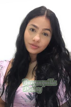 207494 - Daniela Age: 23 - Colombia