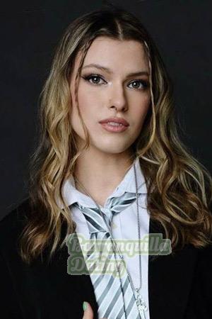 208353 - Vladlena Age: 22 - Estonia