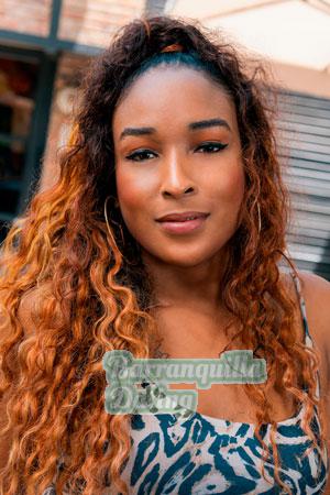 208732 - Yorlenys Age: 33 - Colombia