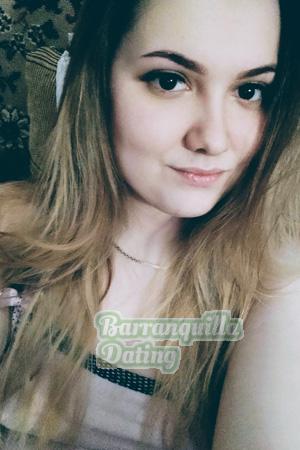 209423 - Olena Age: 22 - Ukraine