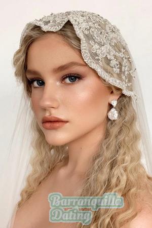 210502 - Liana Age: 20 - Ukraine