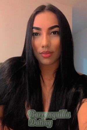 210692 - Yerlis Age: 28 - Colombia