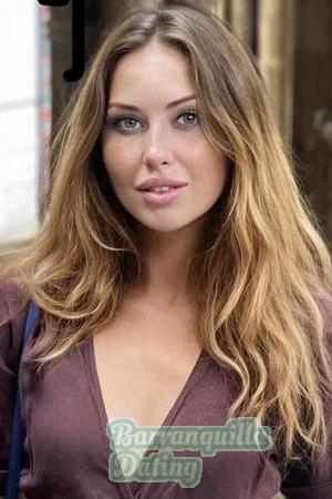 211125 - Olena Age: 34 - United Kingdom