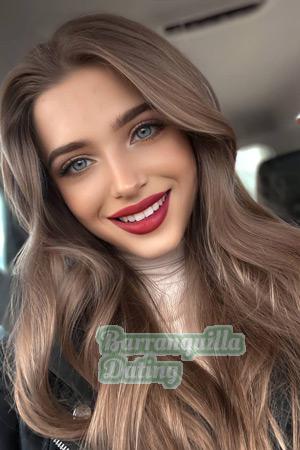 211135 - Mariana Age: 20 - Hungary