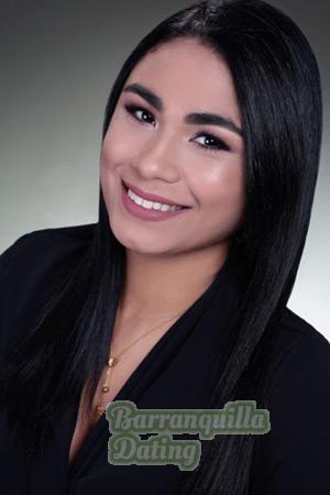 211770 - Daniela Age: 29 - Colombia