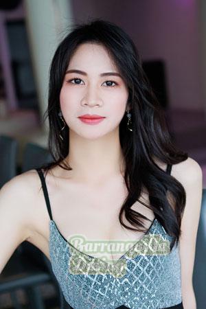 213653 - Xiuqin Age: 20 - China