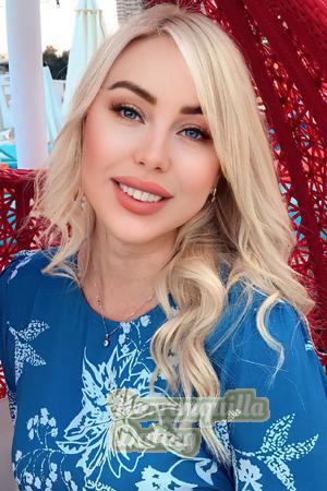 213685 - Svetlana Age: 42 - Ukraine