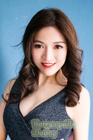 214235 - Lily Age: 30 - China