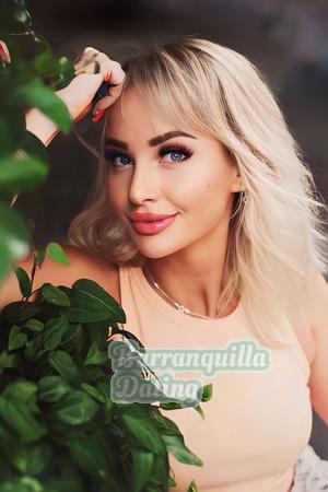 214813 - Olga Age: 37 - Sweden