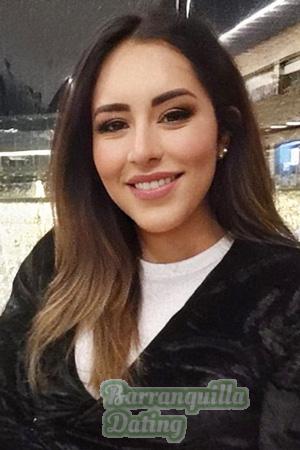 215451 - Mariana Age: 28 - Mexico