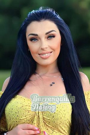 215832 - Elena Age: 41 - Ukraine