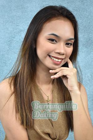 215932 - Patricia Age: 26 - Philippines