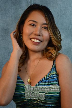 217136 - Jenjen (Jen) Age: 37 - Philippines
