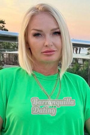 217422 - Elena Age: 56 - Moldova