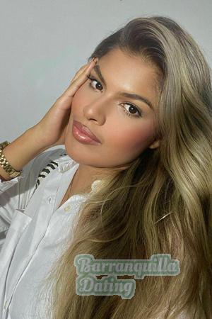 219653 - Valentina Age: 24 - Colombia
