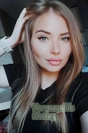 221218 - Alona Age: 30 - Ukraine