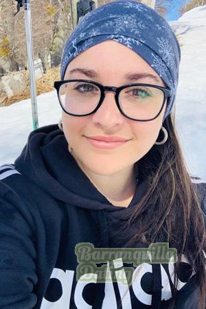 224290 - Betiana Age: 29 - Argentina