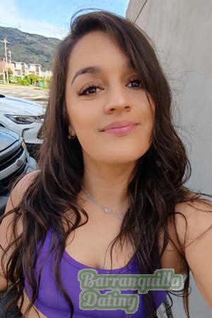 224498 - Raquel Age: 34 - Costa Rica