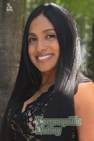 224611 - Michelle Age: 34 - Colombia