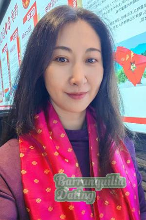 224769 - Faye Age: 56 - China