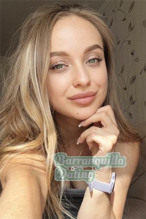 225183 - Yevhenia Age: 33 - Ukraine