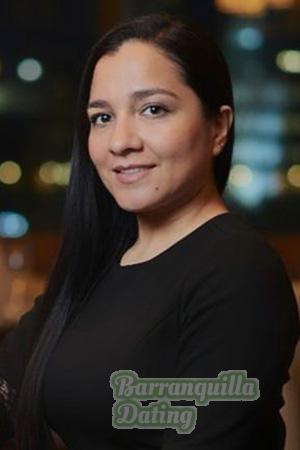 225204 - Yamile Age: 36 - Colombia