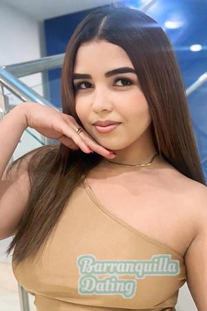 225371 - Yulieth Age: 21 - Colombia