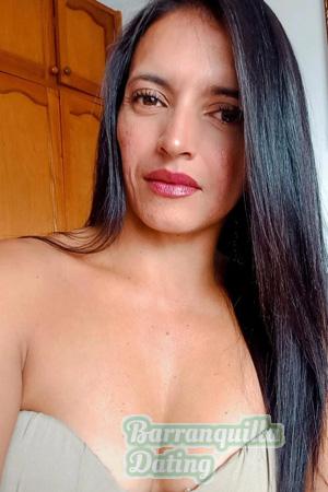 225433 - Bibiana Age: 38 - Colombia