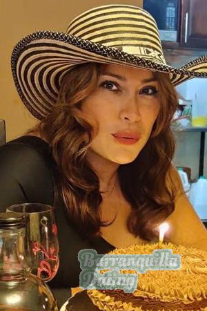 227286 - Yolvy Age: 46 - Costa Rica