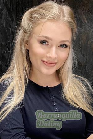 228426 - Yevheniia Age: 28 - Ukraine