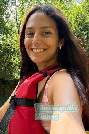 229512 - Daniela Age: 36 - Costa Rica