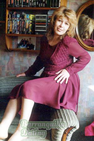 51156 - Elena Age: 43 - Russia