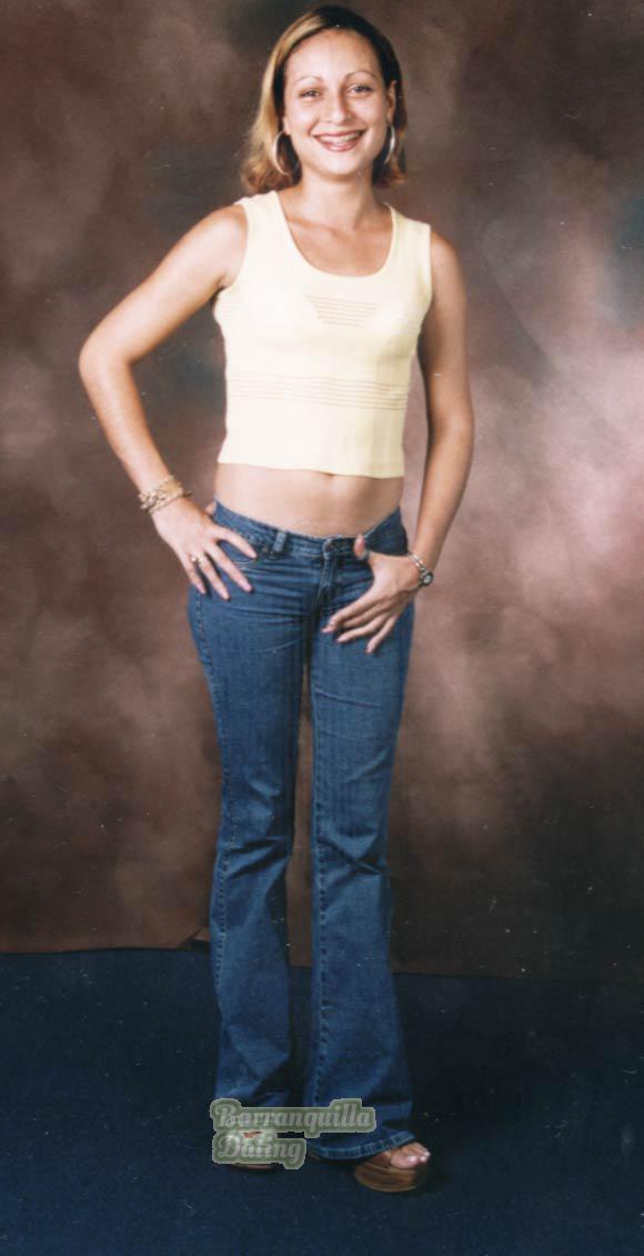 55358 - Cindy Age: 27 - Costa Rica