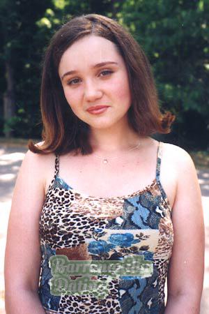 59388 - Elena Age: 27 - Ukraine