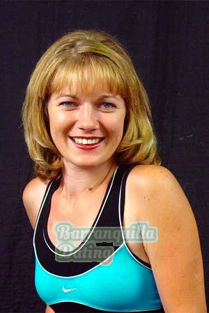 66233 - Oksana Age: 30 - Russia