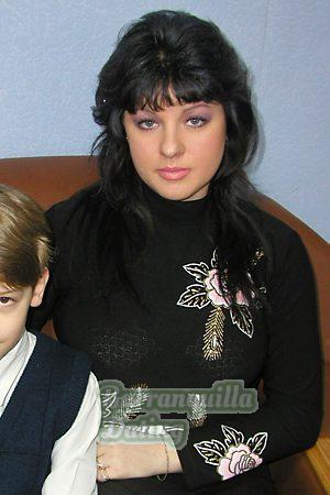 73572 - Oksana Age: 28 - Ukraine